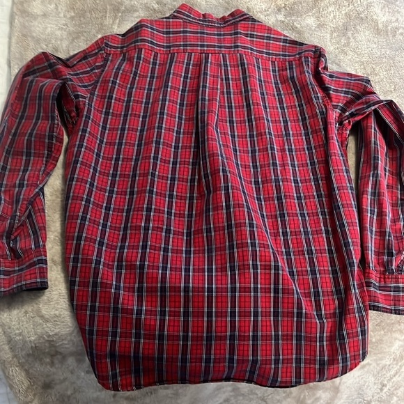 Men’s Abercrombie size small muscle button up collared shirt in red plaid - Picture 3 of 4